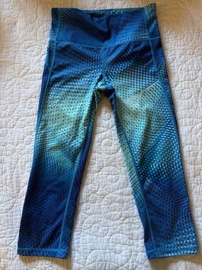 GAP Women’s Blue & Teal Patterned Capris